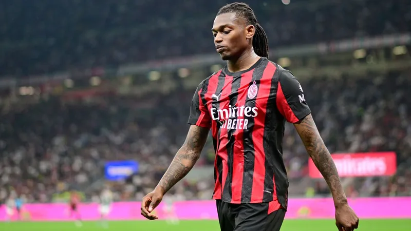 La Premier League le da la espalda a Rafael Leao