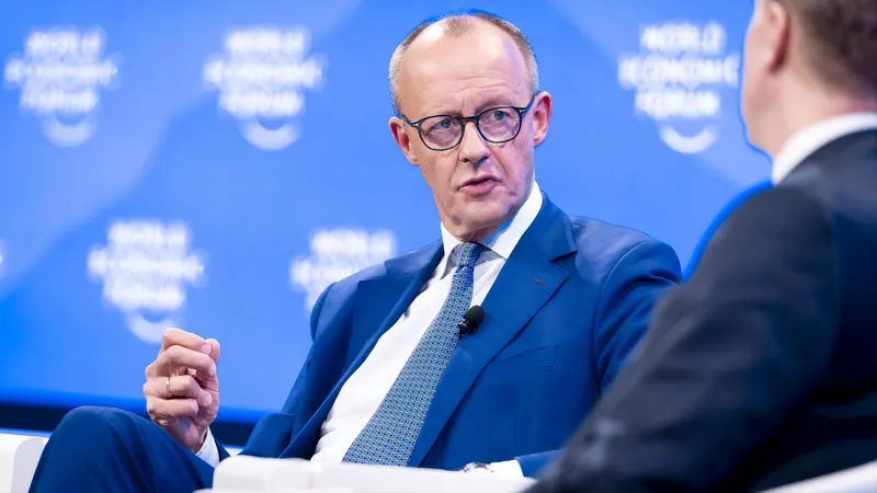 Merz exige que Alemania vuelva a liderar la industria del automóvil ante el avance de China: "No queremos ir detrás de la transformación"