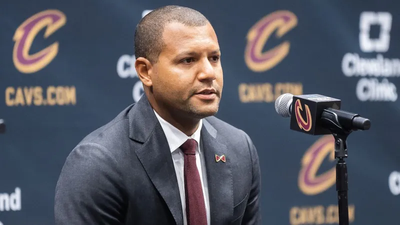 Los Cavs confían en su plantilla pese al ‘no’ de LeBron