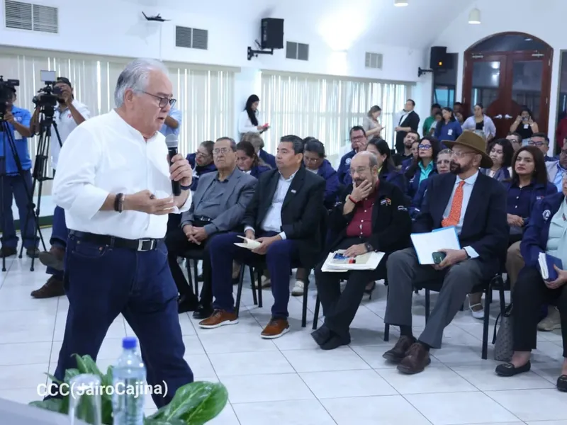 Copresidenta destaca exitoso encuentro entre Comisión para Reformas Electorales y diputados del PARLACEN