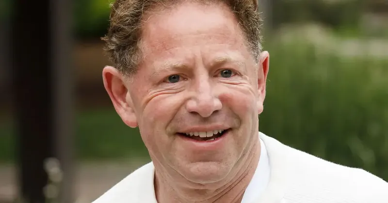Bobby Kotick, exjefe de Activision, podría regresar por todo lo alto: una histórica fusión lo llevaría de vuelta al entretenimiento
