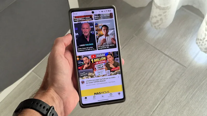 Todas las novedades anunciadas por YouTube: llegan los GIF, feeds con IA y el doblaje automático