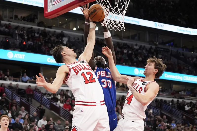 Zach Collins renueva por 2 temporadas con los Bulls