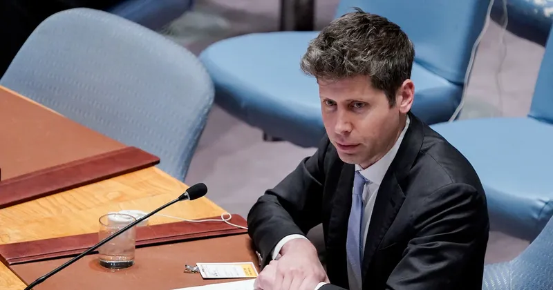 Sam Altman y Dario Amodei piden a los gobiernos cooperar para controlar los riesgos de la IA