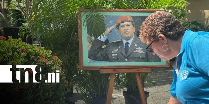 Juventud nicaragüense honra el legado del comandante Hugo Chávez