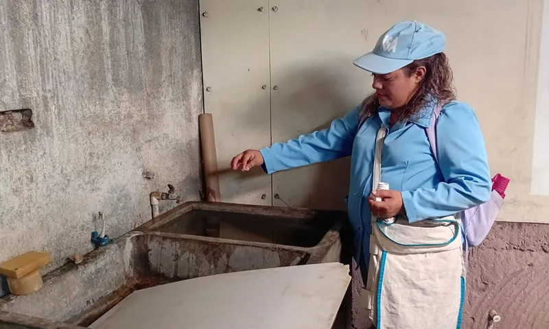 Jornada de control del mosquito llega al barrio Cuba en Managua