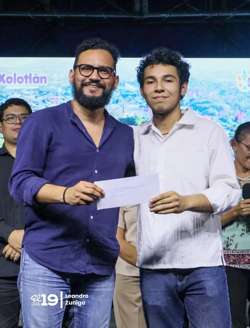 Premian a los ganadores del Concurso de Música y Canto Otto de la Rocha