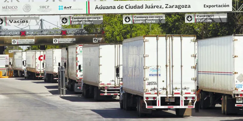 Estímulos fiscales a gasolinas y diésel provocan caída de 7% en recaudación de aduanas en agosto