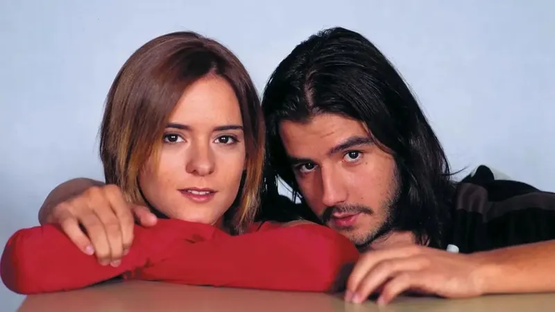 25 años después, 'Compañeros' vuelve con sus dos protagonistas confirmados: la intención es recuperar al "grueso de la pandilla"
