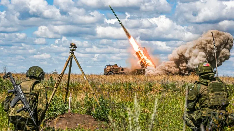 Rusia advierte que tropas extranjeras en Ucrania serán objetivos militares legítimos