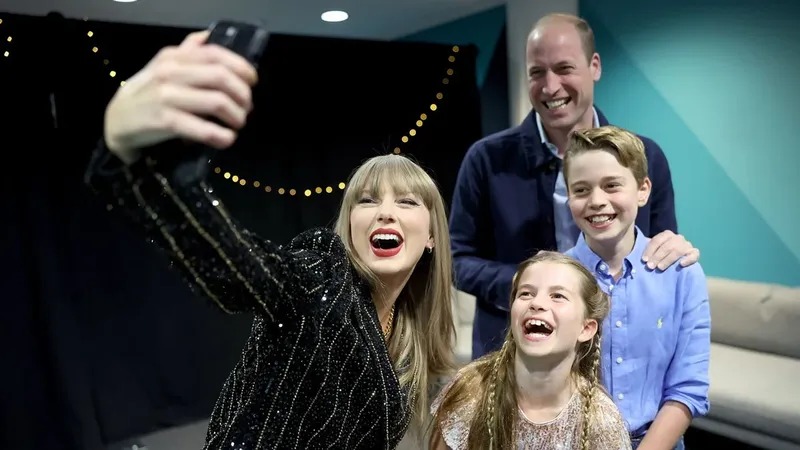 El inesperado encuentro del príncipe William con Travis Kelce, el futuro marido de Taylor Swift