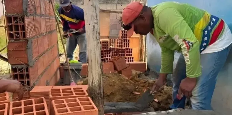 Plan Venezuela Renace avanza con la reconstrucción de casi 12.000 viviendas