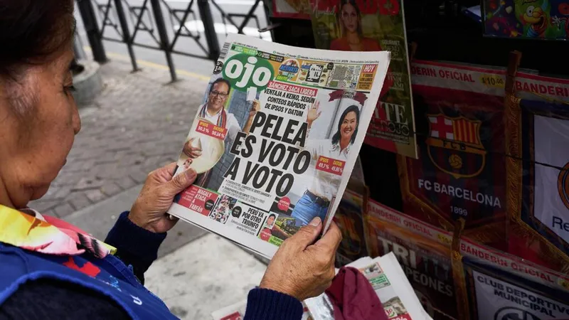 "Hay un deterioro democrático en Perú" pese a elecciones, indica experto