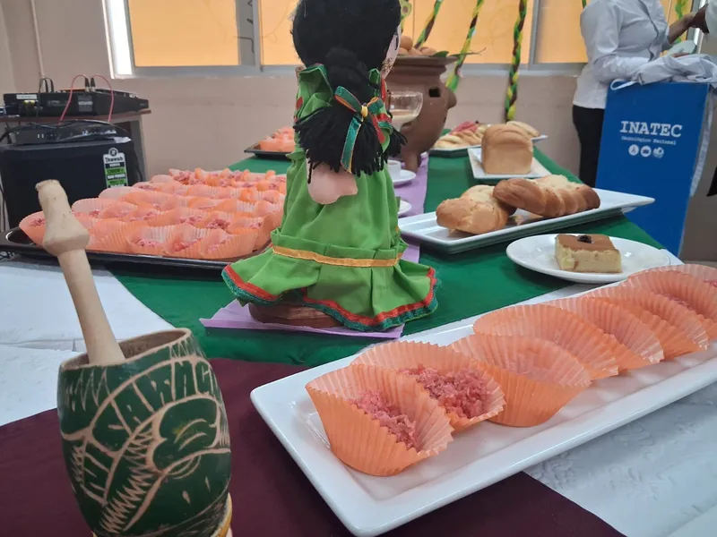Celebran el Día Mundial de la Alimentación con demostración culinaria