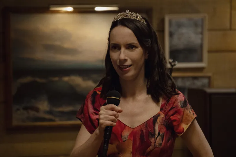 Si aún no has visto 'La maldición de Widow's Bay', no me hagas caso a mí: házselo a los Emmy ahora que tienes un mes gratis de Apple TV