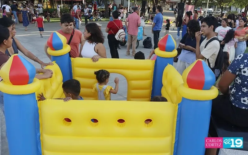 Sonrisas y diversión con el Festival de la Alegría