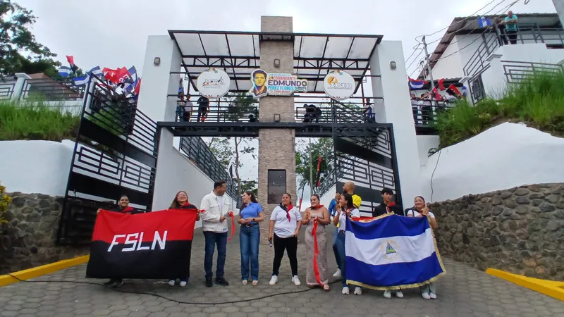 Juventud inaugura centro deportivo "El Chino Mundo" en Carazo
