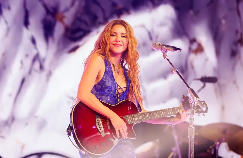 Shakira arranca con fuerza su gira por EE.UU.