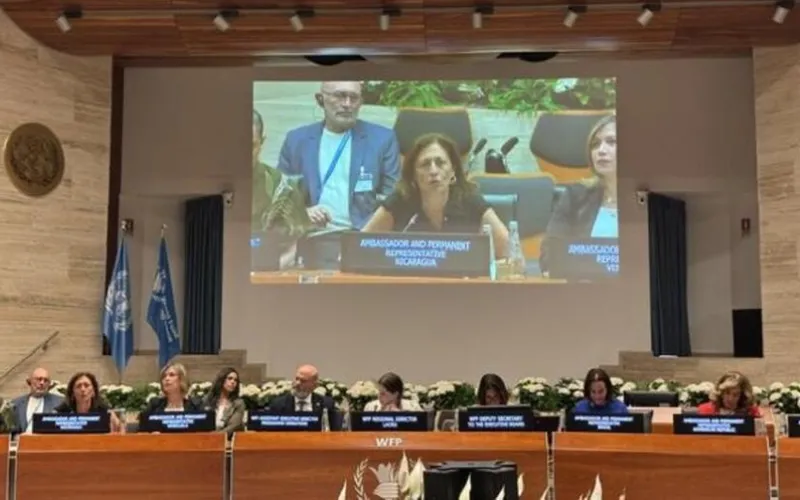 Con Junta Ejecutiva PMA : Nutrición Escolar y Desarrollo Local