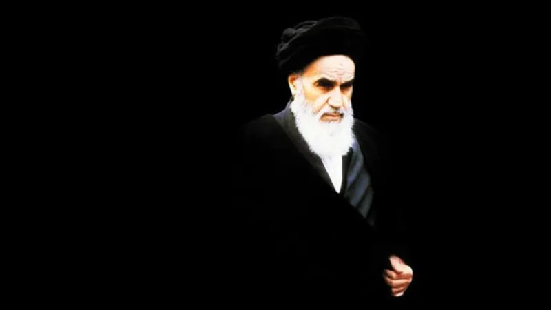 El Imam Jomeini inculcó a nación iraní la importancia de la soberanía