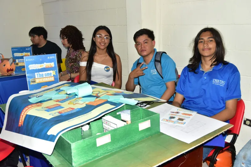 Jóvenes de León destacan con talento e innovación tecnológica