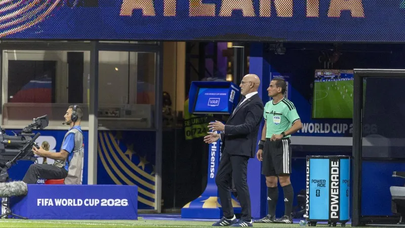De la Fuente: "Cuando el balón no quiere entrar, no quiere entrar"