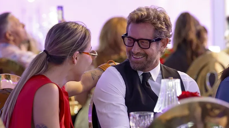 ¡Ya no se esconden! Gabriel Soto y Colibrí Jiménez presumen su amor con su primera foto juntos