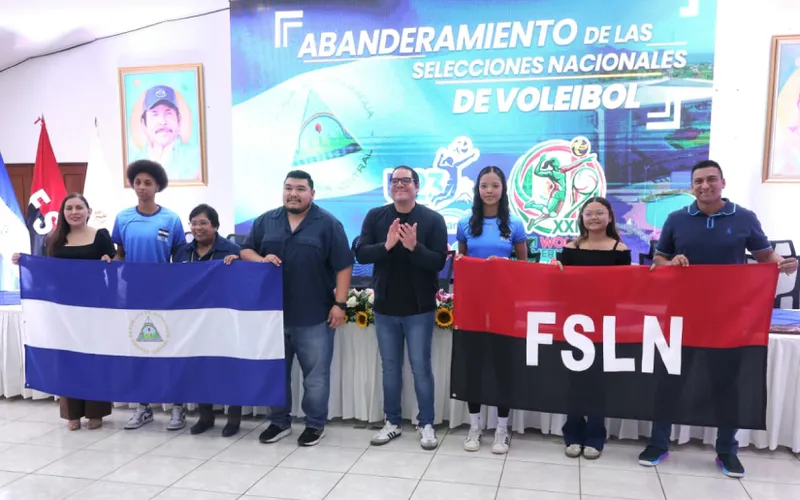 Celebran abanderamiento de Selecciones Nacionales de Voleibol
