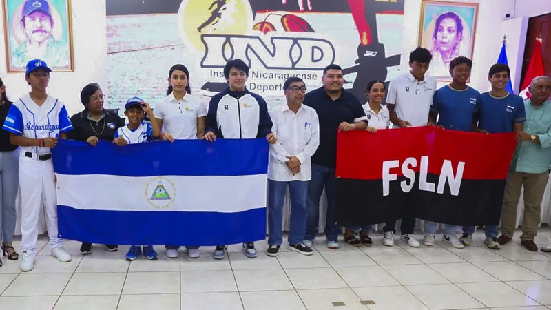 Selecciones nacionales de Nicaragua son abanderadas rumbo a torneos internacionales