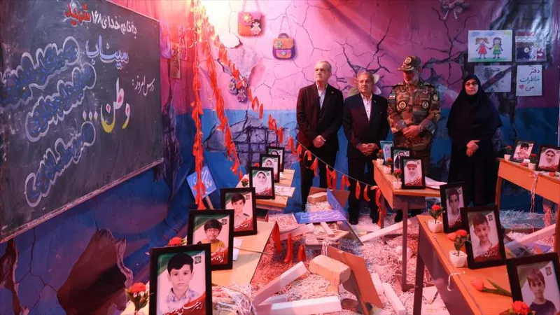 Pezeshkian da inicio al nuevo año escolar con homenaje a mártires de Minab