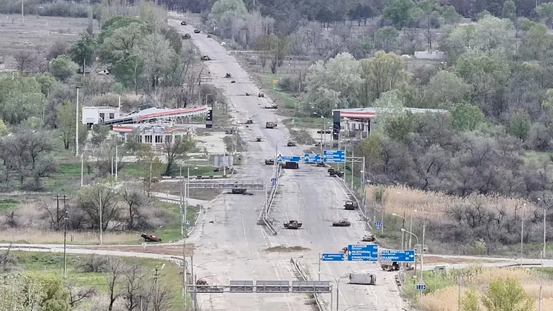 Entra en vigor la tregua temporal por la operación humanitaria en Alioshki, acechada por drones ucranianos