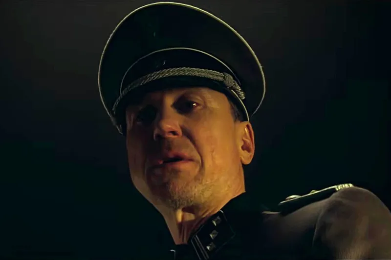El nuevo villano de Superman hará de uno de los nazis más brutales de la Segunda Guerra Mundial en esta película bélica. Ya puedes ver su tráiler