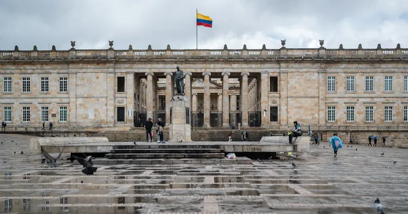 Colombia, al filo del precipicio: la ruta para evitar el colapso económico por la crisis fiscal