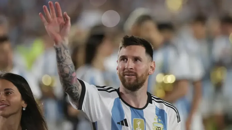 ¡Messi anuncia su adiós a la selección argentina!