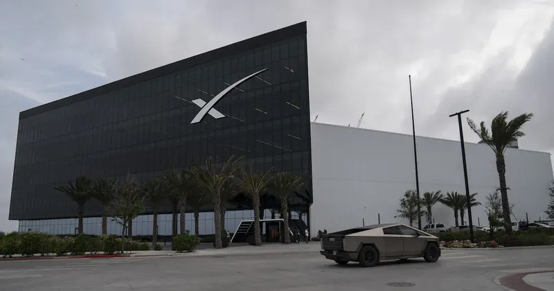 SpaceX llega a caer un 20% desde su salida a bolsa y borra US$1,2 billones en valor