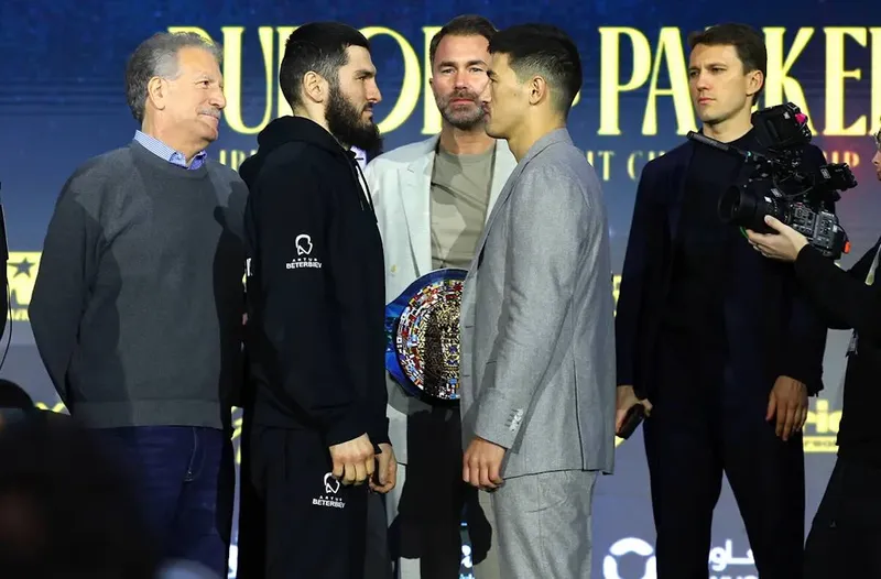 Bivol vs. Beterbiev 3: Contradicciones con trilogía, mandatoria OMB y las opciones reales de Dmitry