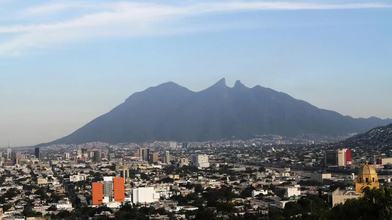 Nuevo León ha "invertido muchísimo" para el Mundial de Fútbol, dice funcionaria mexicana | Video