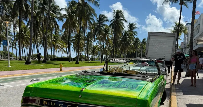 Video: autos de lujo inspirados en GTA 6 recorren las calles de Miami