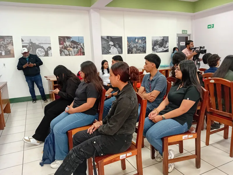 Juventud universitaria recibe respaldo con las Becas Pueblo Presidente
