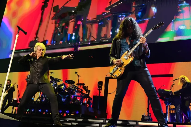 Jon Bon Jovi acorta concierto en Madison Square Garden por enfermedad