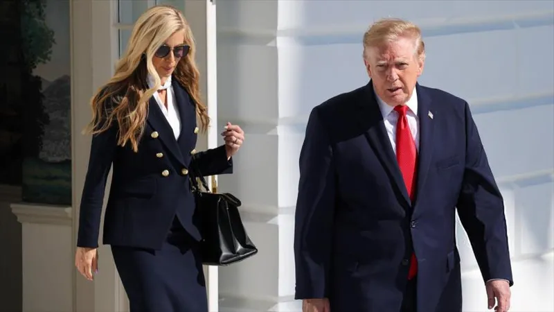 Trump despide a su secretaria de prensa tras solo cinco días en el cargo