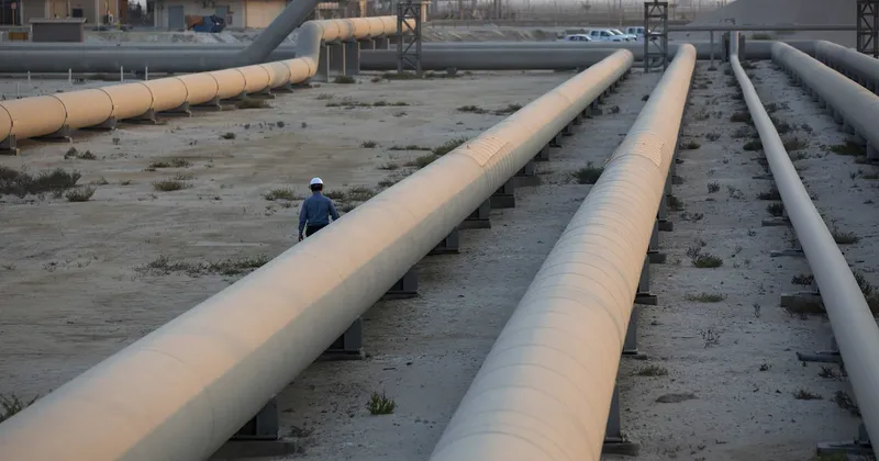 Brent supera los US$100 mientras crecen los riesgos para el diésel y los flujos de Medio Oriente
