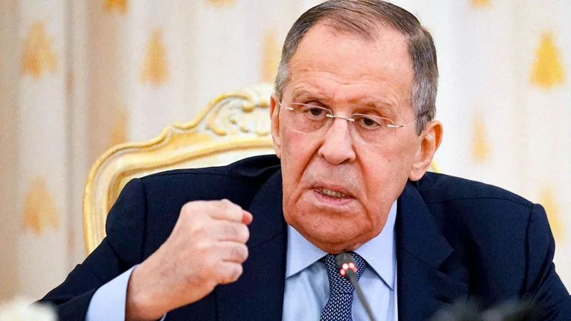 Lavrov: Destruiremos todo aquello que alimente la maquinaria bélica de Kiev