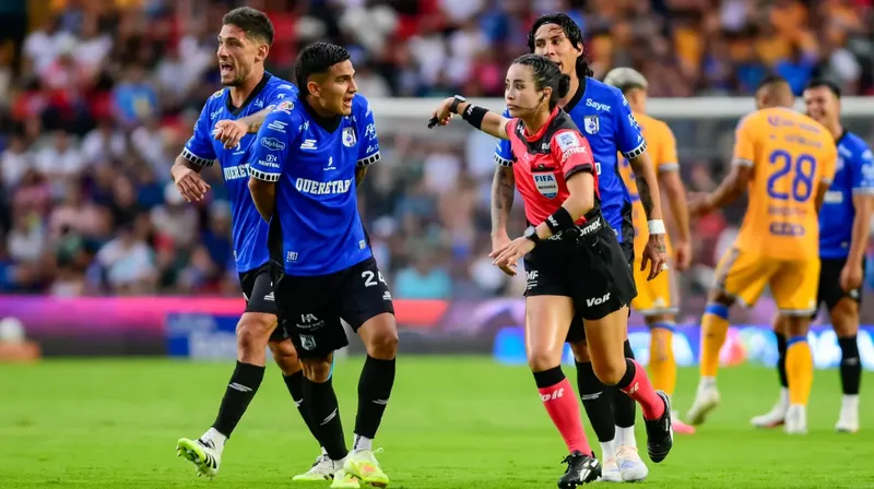 Katia Itzel García va a la congeladora y queda fuera de las designaciones de la jornada 6 de la Liga MX