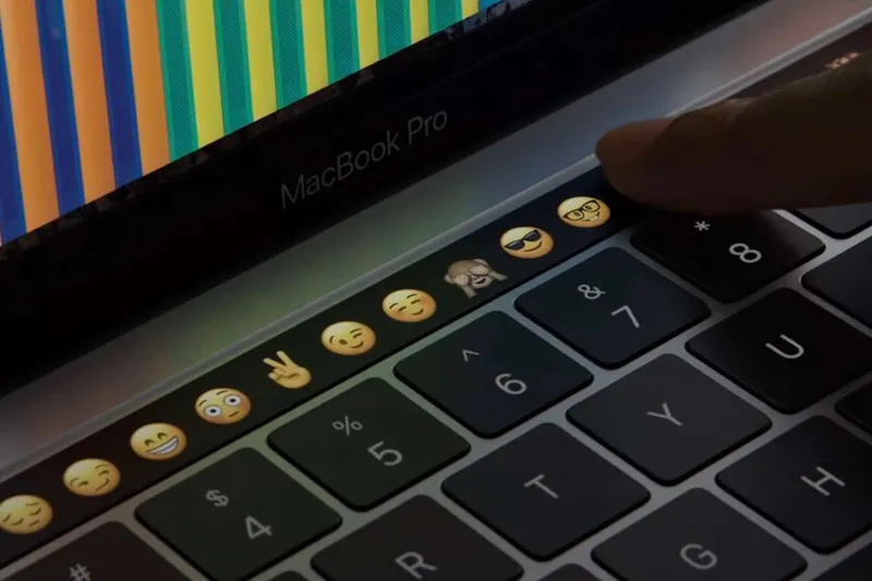 Poner emojis en el Mac se convirtió en un engorro desde que Apple mató la Touch Bar. Esta app gratuita soluciona el problema de raíz