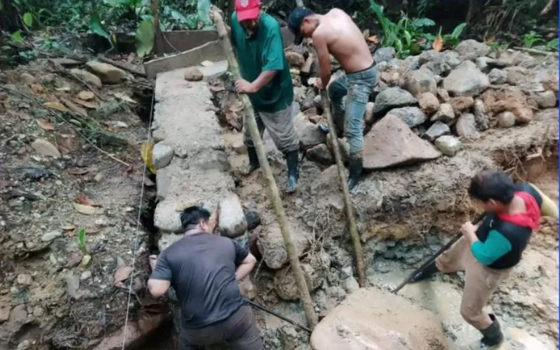 Agua para Mukuswas, Bonanza