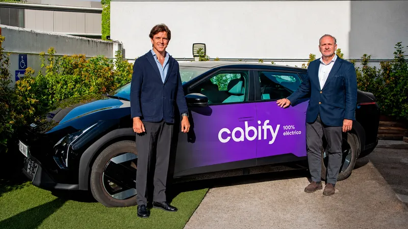 Los coches eléctricos VTC arrasan en Madrid y Barcelona: Cabify que ya tenía más de 800, sumará otras 210 unidades del KIA EV4