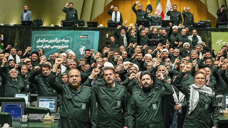 Irán: Estamos abiertos al diálogo, pero también preparados para defendernos