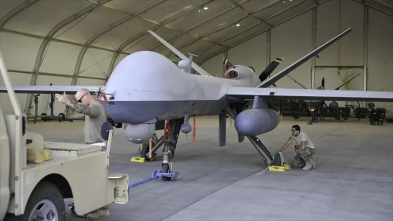 CGRI: Destruye hangares para drones en la base estadounidense en Kuwait