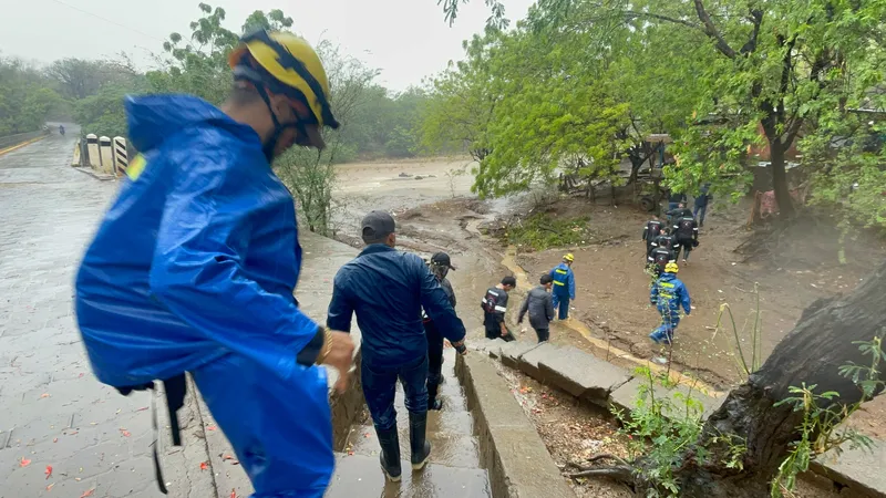 Carazo activa COMUPRED y brinda atención a familias afectadas por fenómeno climático Cristina